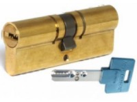 Цилиндр MUL-T-LOCK INTERACTIVE L 70 ФИ (35*35) усил. латунь ключ-ключ